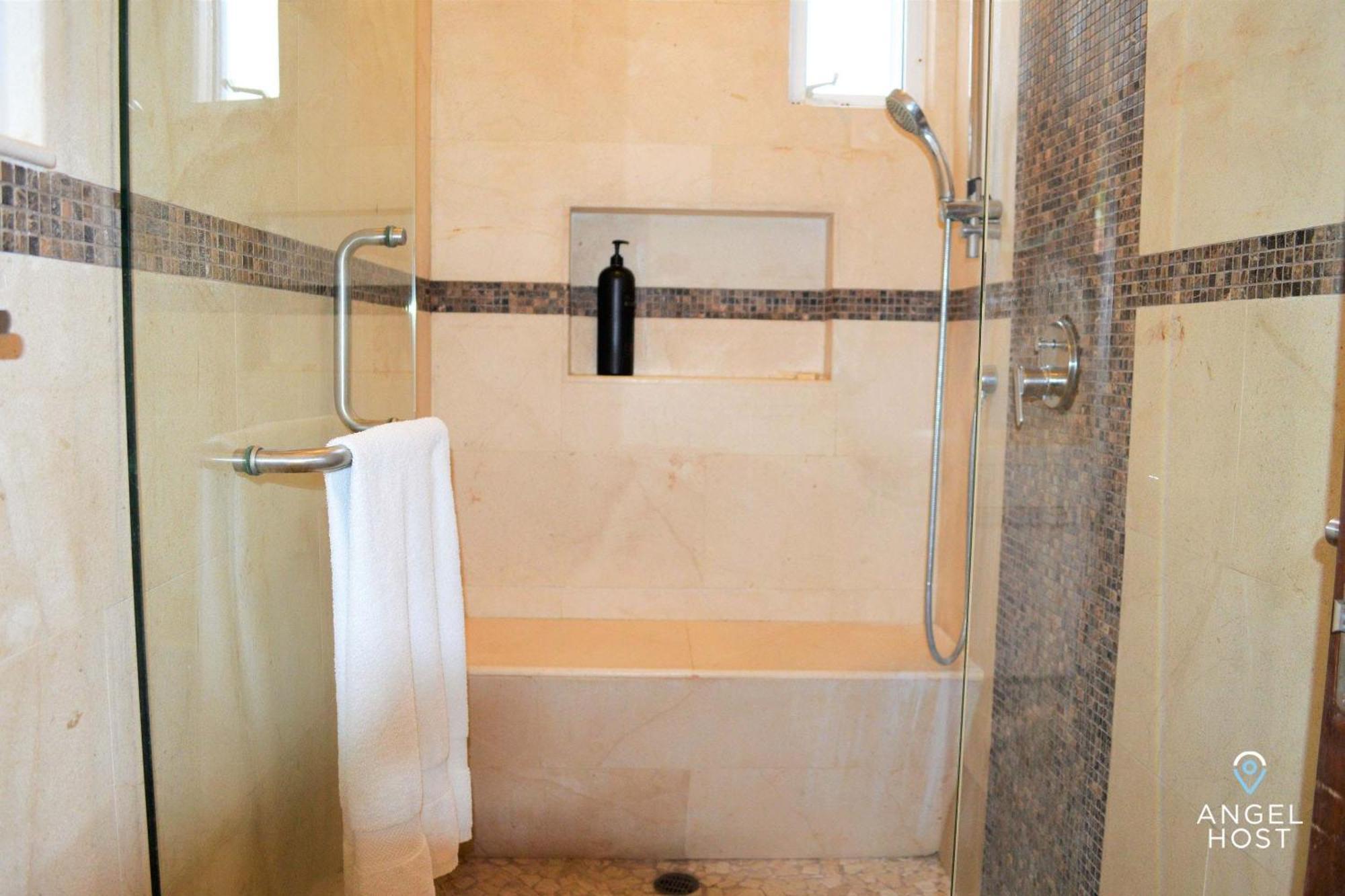 Spacious Ph Private Tub Bbq 3 Mins To Playa del Carmen